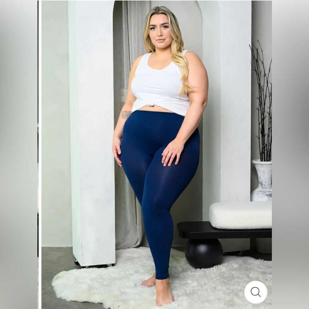 PLUS SIZE SEAMLESS LEGGINGS